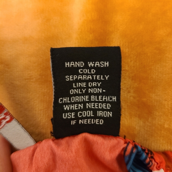 NWOT Fire Los Angeles pink and navy Romper - Picture 5 of 11